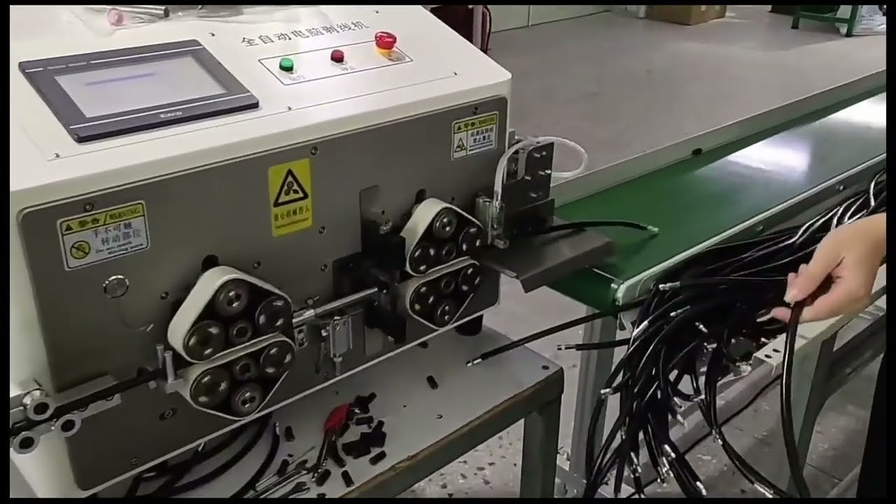 Wire Cutting Crimping 8 Wheels 50mm2 Millimeter Automatic Wire Stripping Machine
