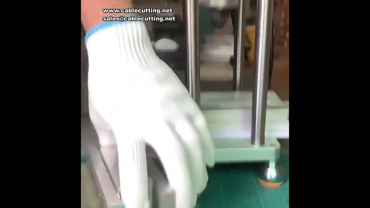 220v 110v 20g 30g Small Household Desktop Vertical Injection Molding Machine Power Switch Plug Plast