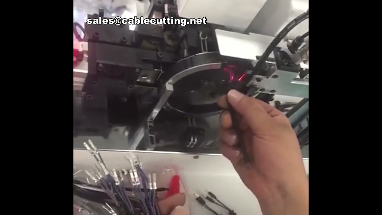 Automatic Wire Wear Tube Heat Shrink Machine Insert Tube Heat Insulator Wire Threading, Wire Connect