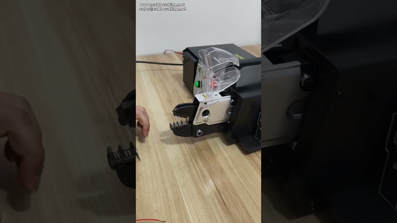 Electric Terminal Crimping Machine Alligator Clip Crimping Test