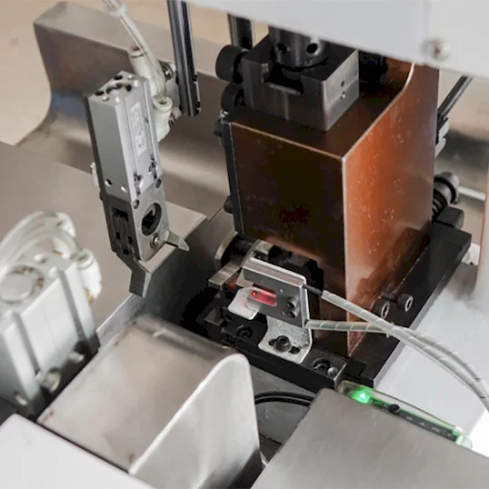 자동 케이블 탈피 압착 연선기 Thumb